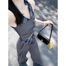 夏日绝美韩里韩气穿搭套装高级感纯欲挂脖小上衣配西装裤子女夏季