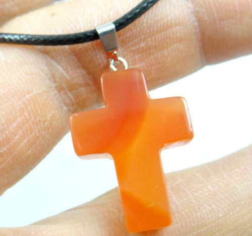 Comercio exterior caliente Piedra Natural Rosa cristal ágata piedra Cruz colgante collar accesorios DIY joyería que hace