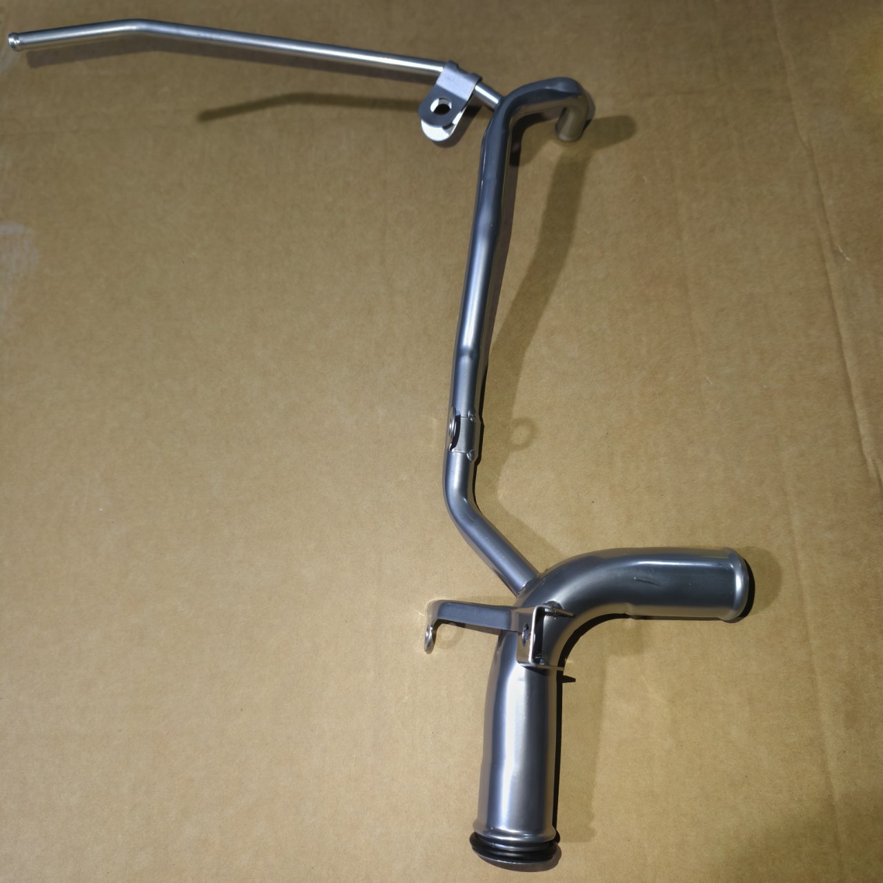 Tubo de Agua de Enfriamiento Automotriz MD340949 SMW250513 de Hierro