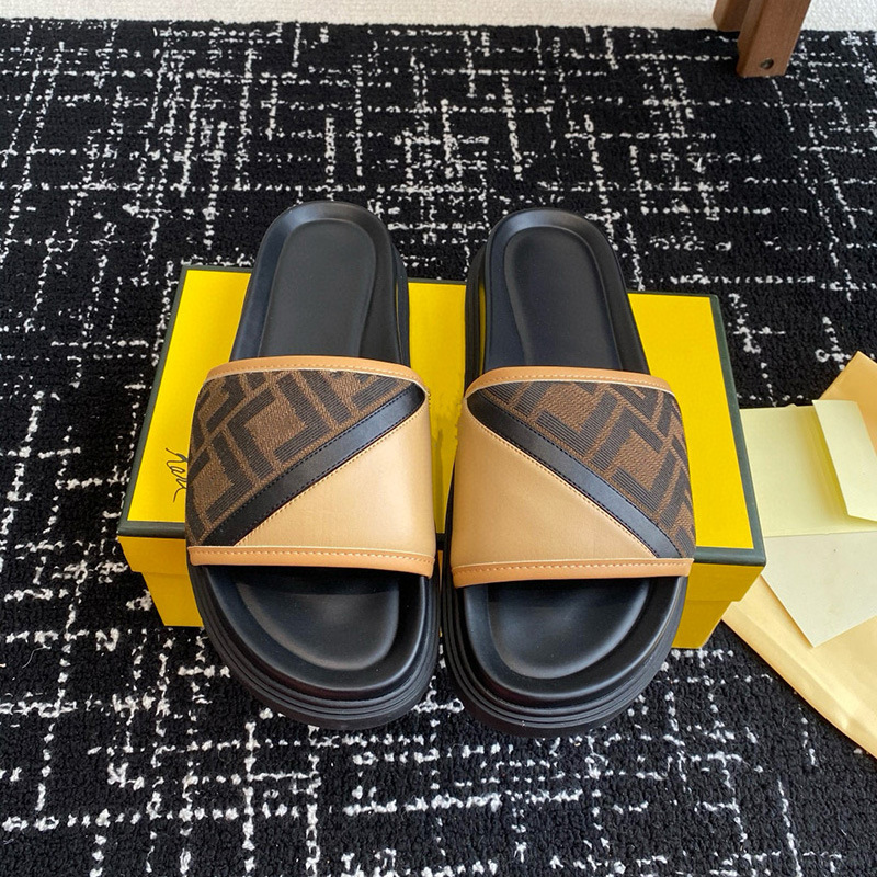 Zapatillas de hombre de suela gruesa FD Singapur Vietnam Turquía 2025 verano cuero FF letras jacquard presbies chanclas