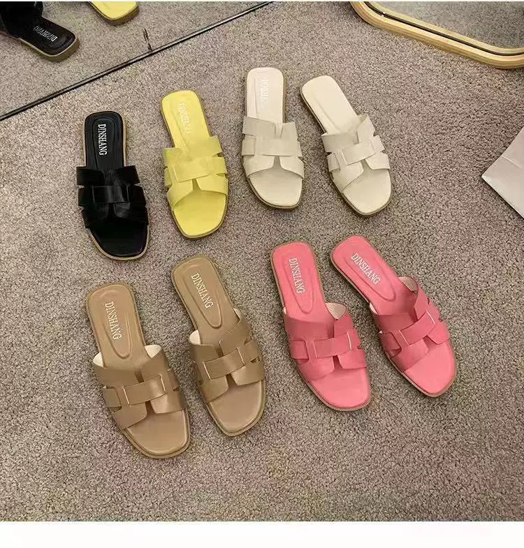 Тапочки Женская модная верхняя одежда Тапочки Женские Студенческие сандалии Тапочки на плоской подошве Вьетнамки Повседневные тапочки Пляжные сандалии