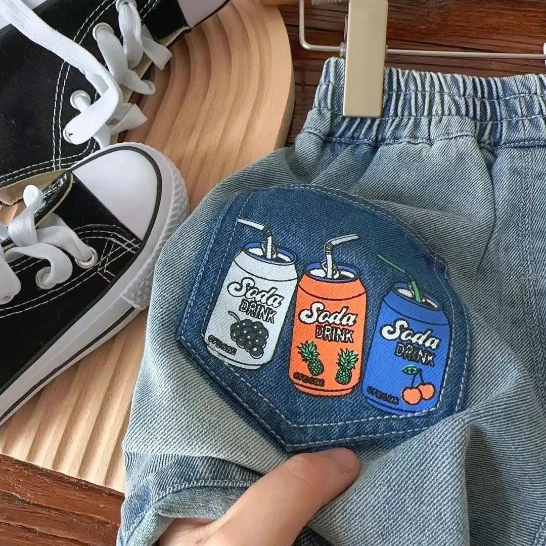 어린이 데님 바지 2024 여름 새 소년 한국 캐주얼 반바지  느슨한 올 매치 바지