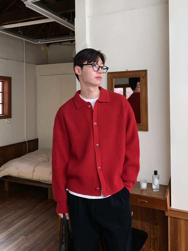 Bright Red Knitted Cardigan for Men, Autumn and Winter Style, Korean Dongdaemun Festive Sweater with Turn-Down Collar, Zodiac Year Coat
