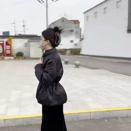 立领收腰短款保暖外套赫本风新中式国风盘扣棉服女潮+修身半身裙