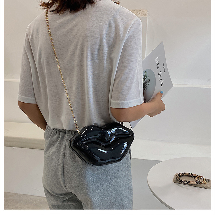 240g Weight Polyester Lining Material Buckle Closure Type Single Shoulder Strap Strap Type Pu Leather Material Solid Color Pattern Streetwear Style Square Shape Red, Gold, Silver, Champagne, Black Color Medium Size Medium Pu Leather Streetwear 69