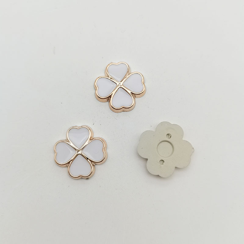 黒と白の小さな香り椿四つ葉のクローバープラスチック diy アクセサリーヘアアクセサリー携帯電話ケースおもちゃアクセサリー装飾ステッカー|undefined