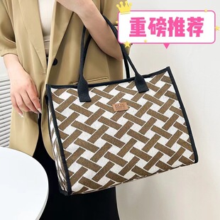 �r�д�����������羳�r�����ذ����s�¿���LŮ���ϰ�ͨ���ռ{��