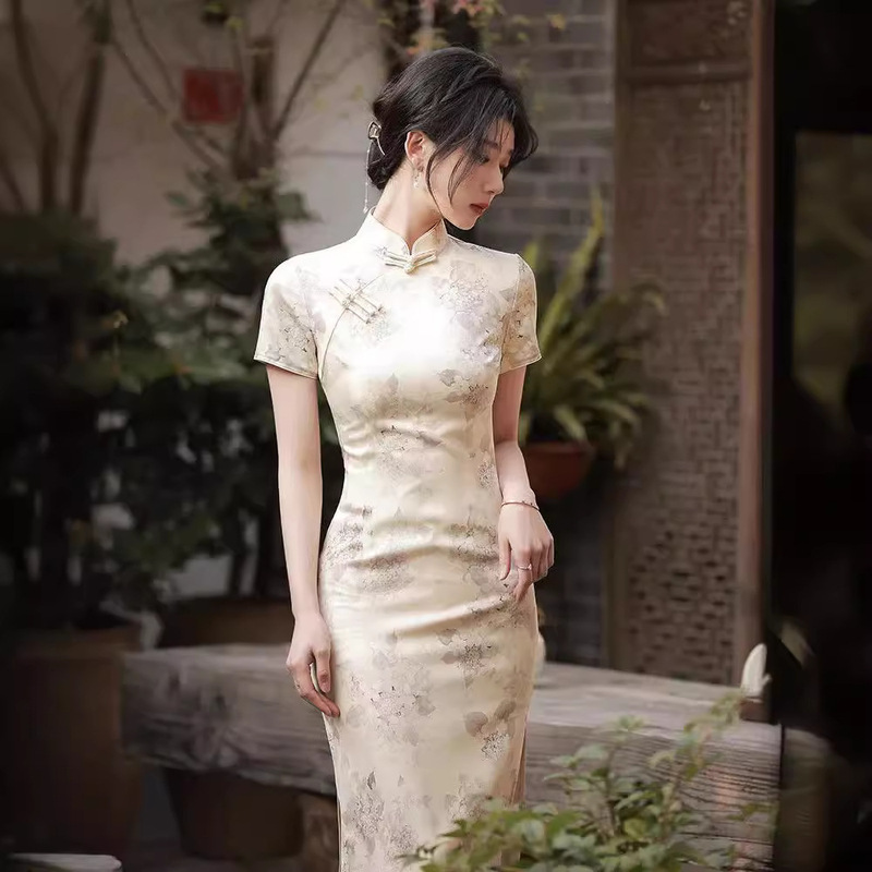French Cheongsam 2024 New Style Retro Chinese Style Long Improved Version Young Girl Dress Summer