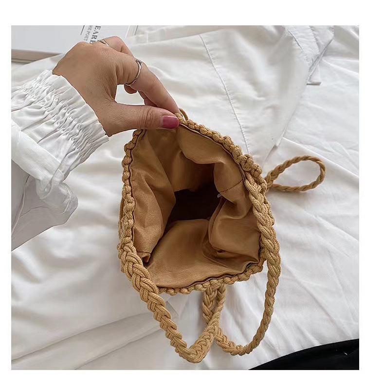 Women's Small Cotton Thread Solid Color Classic Style Round Open Straw Bag display picture 9