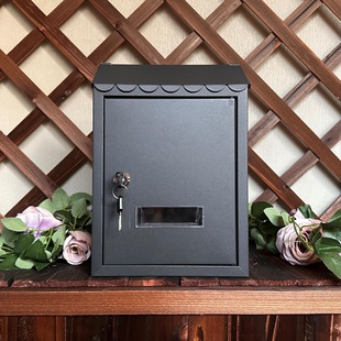 Villa Home Wall-Mounted Mailbox, Outdoor Rainproof Wall-Mounted Mailbox, Opinion Box, Free Shipping, European-Style Courtyard