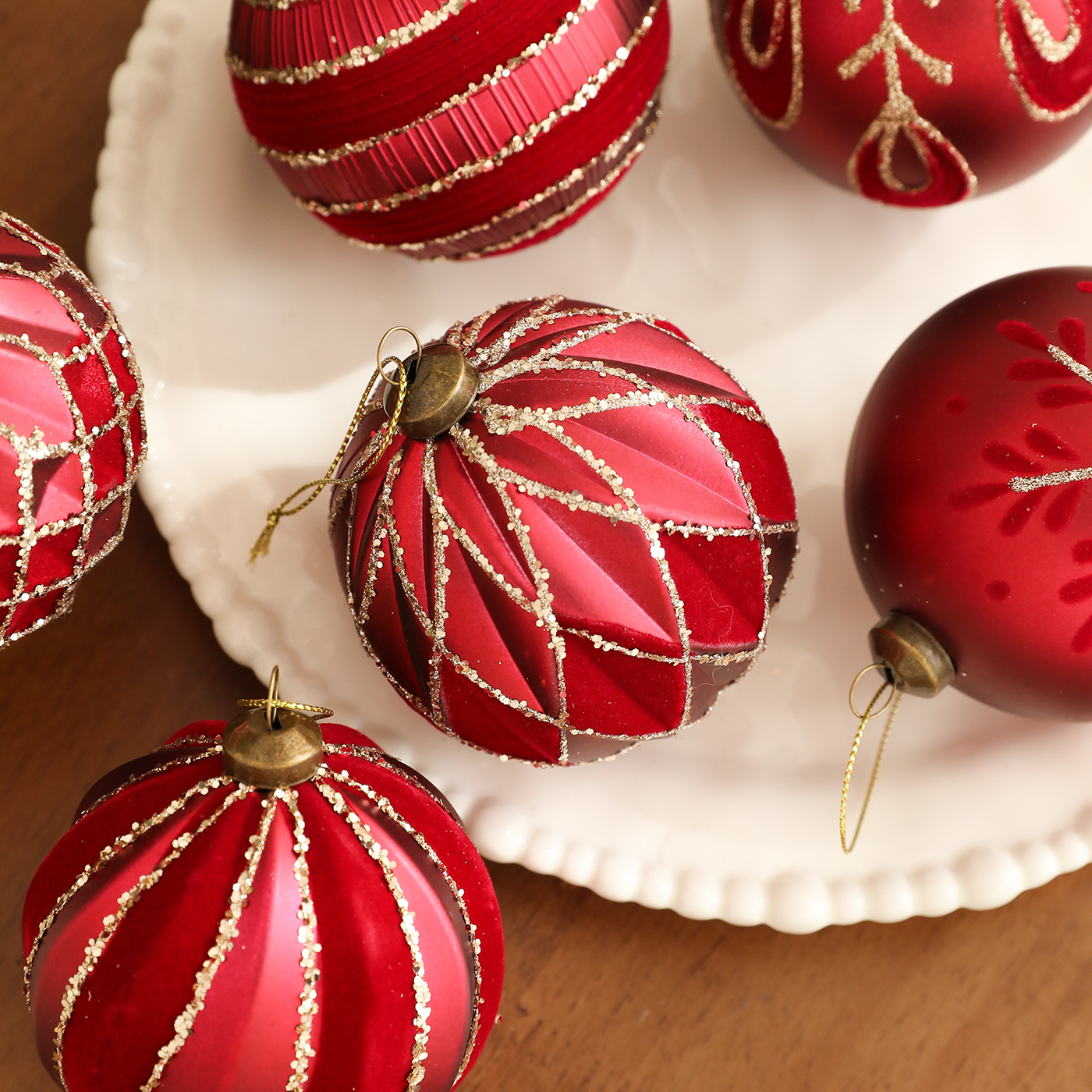 8CM rojo mate de alta calidad bola adhesiva polvo de oro galvanizado bola de decoración de árbol de Navidad colgante decoración colgante bola colgante image 3