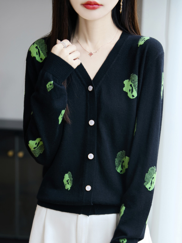 早秋新款薄款V领针织开衫外搭上衣女配裙子提花长袖精纺羊毛外套|undefined