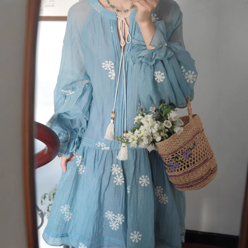Hawaii 2026 Spring/Summer New Product: Niche Design, Intricately Embroidered Dress Hawaii 2026 Spring/Summer New Product: Niche Design, Intricately Embroidered Dress