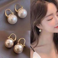 High-end Pearls Earrings with S925 Silver, Women's Exclusive Design, Elegant and Allergy-Proof Earrings