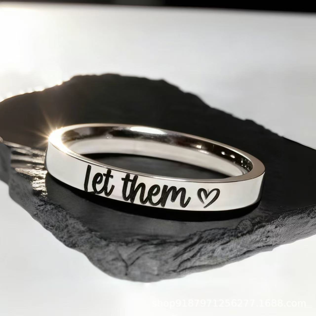 European and American Fashion Hot-Selling Titanium Steel Niche Rings, Personalized Engraved English Letters, Cross-Border Factory Direct Sales, Wholesale Couple Rings
