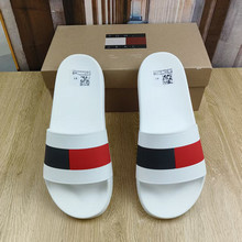 ����կ��߅Խ�Ͽ羳���Q����Ь�ļ���TOM�tɫ�l�yӡ��ɳ��һ����