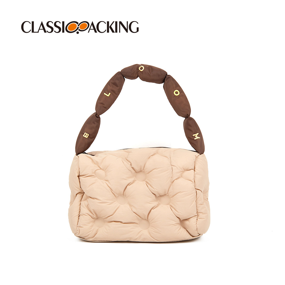 2024 bolso lleno de algodón de gran capacidad nuevo bolso de pastel de huevo bolso de viajero de diseño de nicho suave con logotipo impreso