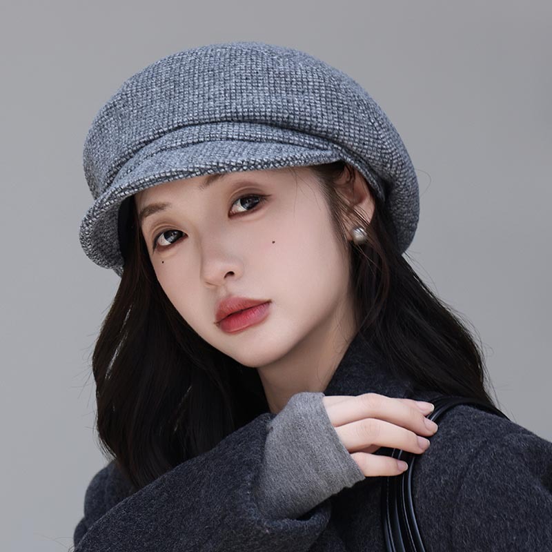 Duckbill Beret for Women, Elegant Small Checkered Painter Hat for Autumn and Winter 2025, Korean Version, Large Head Circumference, Face-Slimming Octagonal Hat