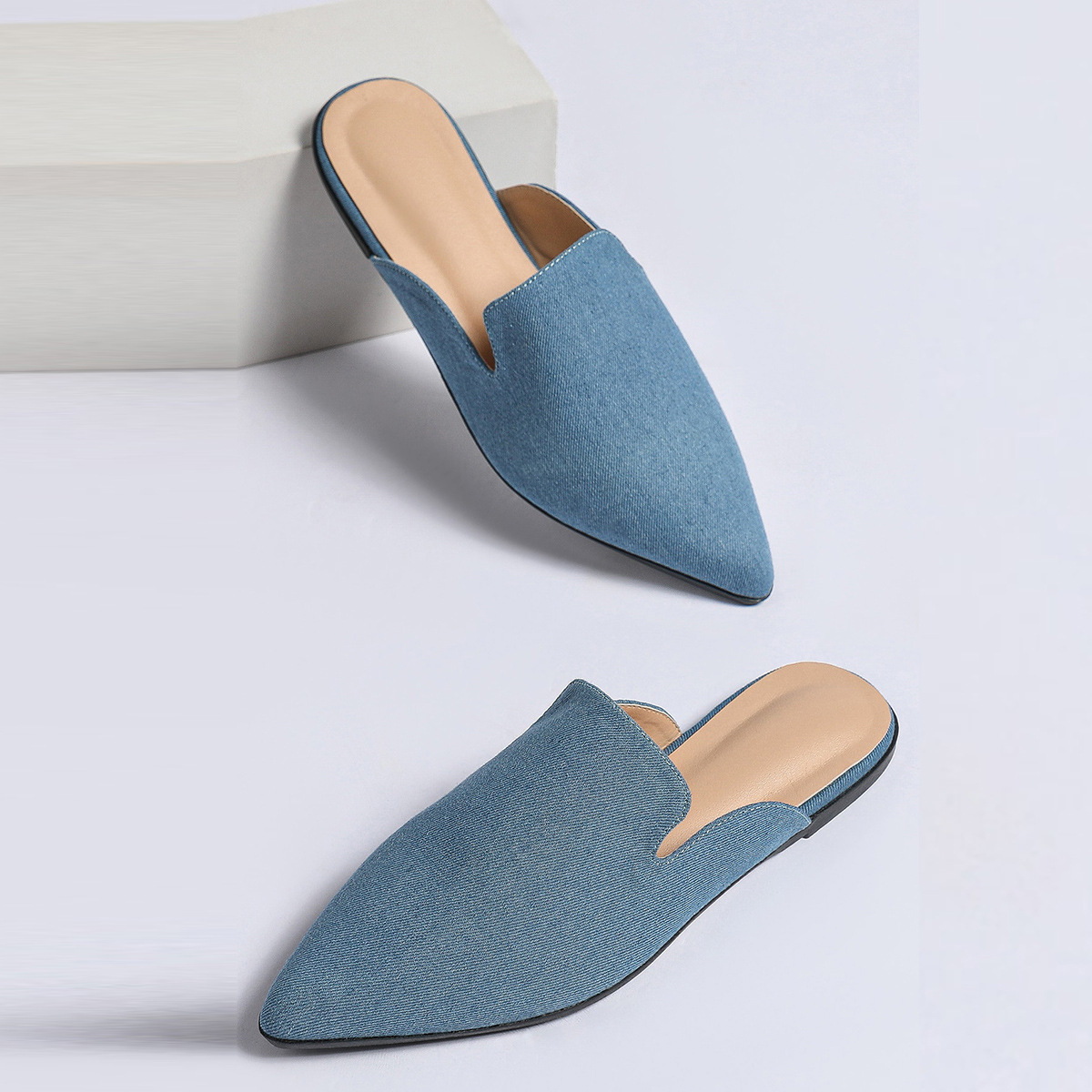 Naiste lamedad sussid Mugleri kingade ja poolsandaalidega_voghion.com