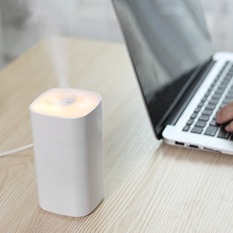 Snow Mountain Night Light Mini Small Air Humidifier USB Mini Home Small Humidifier Office Desktop Home