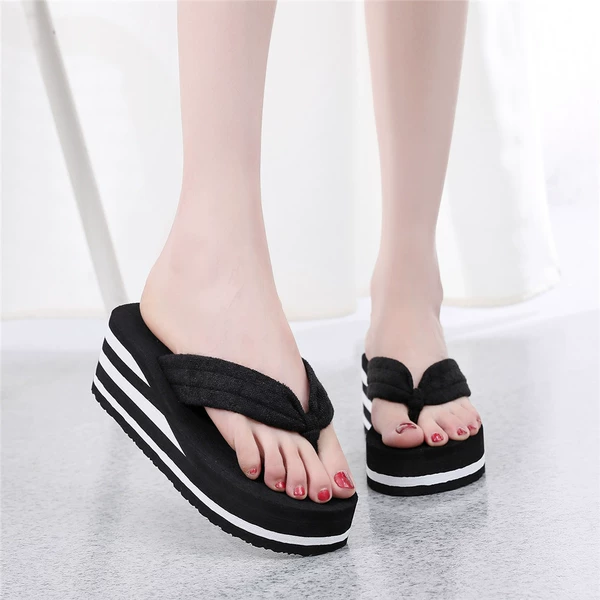 Black and white bottom towel black
