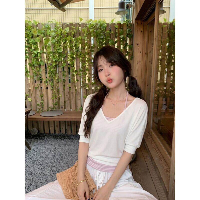 Song Zheng'En White V-Neck Short-Sleeve T-Shirt for Women, Summer New Style, Loose Casual Cover-Up, Mid-Sleeve Stylish Top