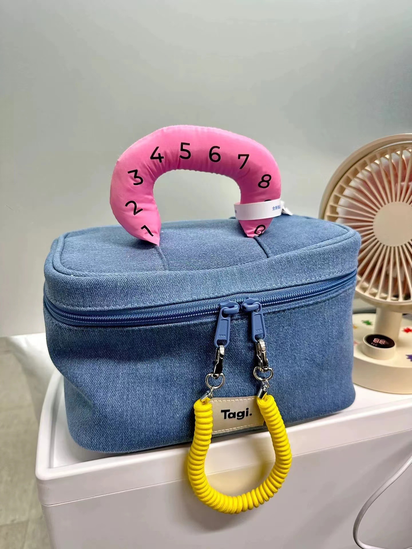 Tagi bolsa de cosméticos lindo portátil nuevo impermeable de gran capacidad portátil de lavado bolsa de almacenamiento de viaje bolsa de cosméticos de moda