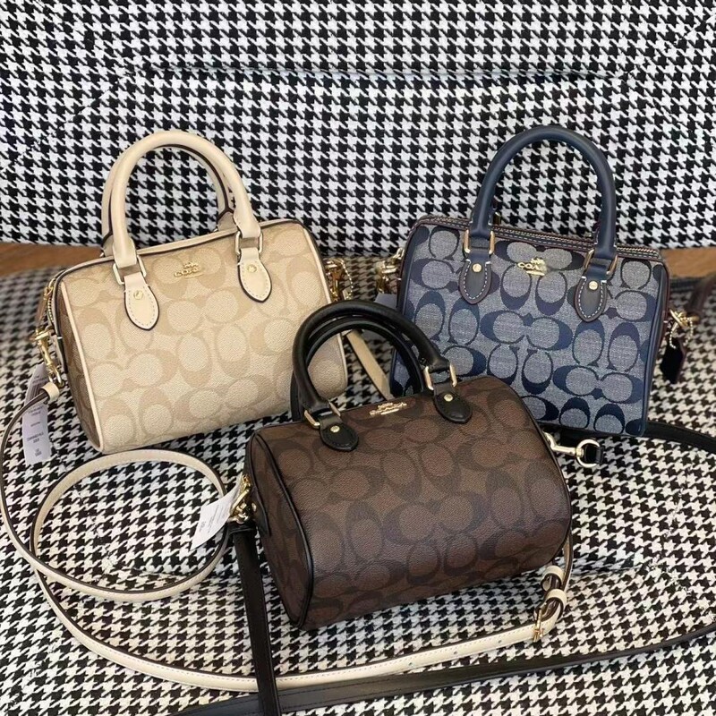 2025 New Kotex Boston Bag Rowan Mini Pillow Bag Classic Presbyopic Shoulder Portable Crossbody Bag for Women 2025 New Kotex Boston Bag Rowan Mini Pillow Bag Classic Presbyopic Shoulder Portable Crossbody Bag for Women