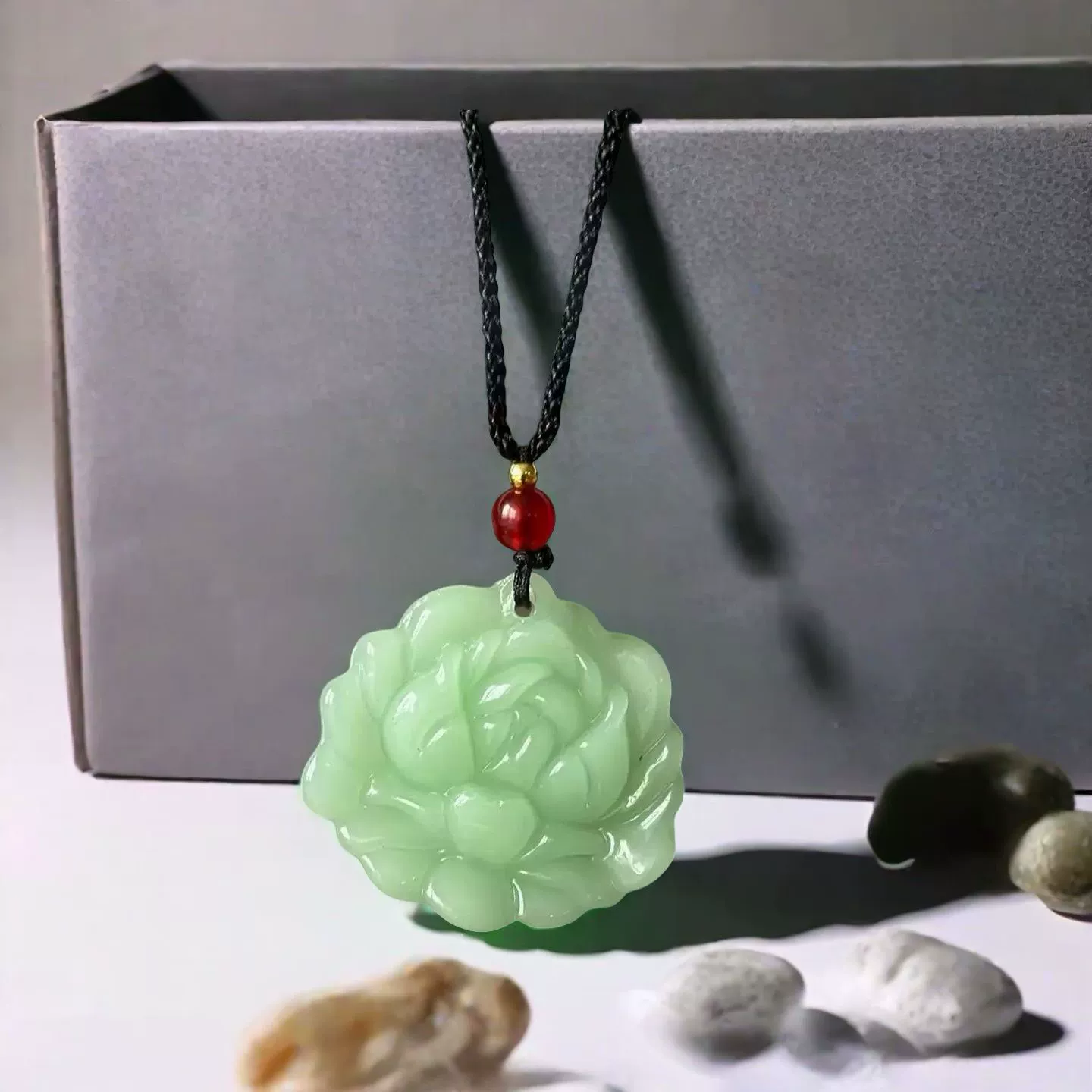 П pendent for men and women white jade, glass necklace
