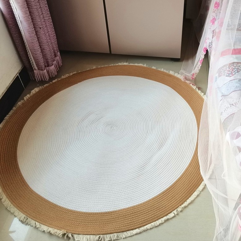 화이트 + 커피 컬러 + 술