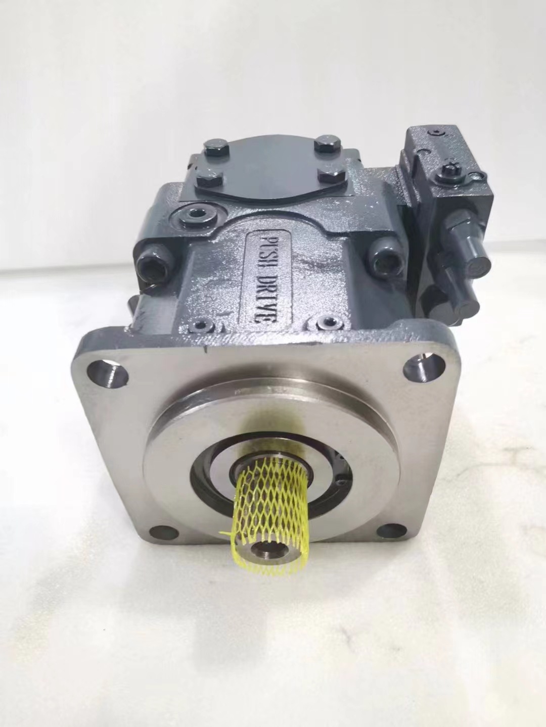 德国REXROTH力士乐柱塞泵A11VLO145DRL/11L-NZC12N00