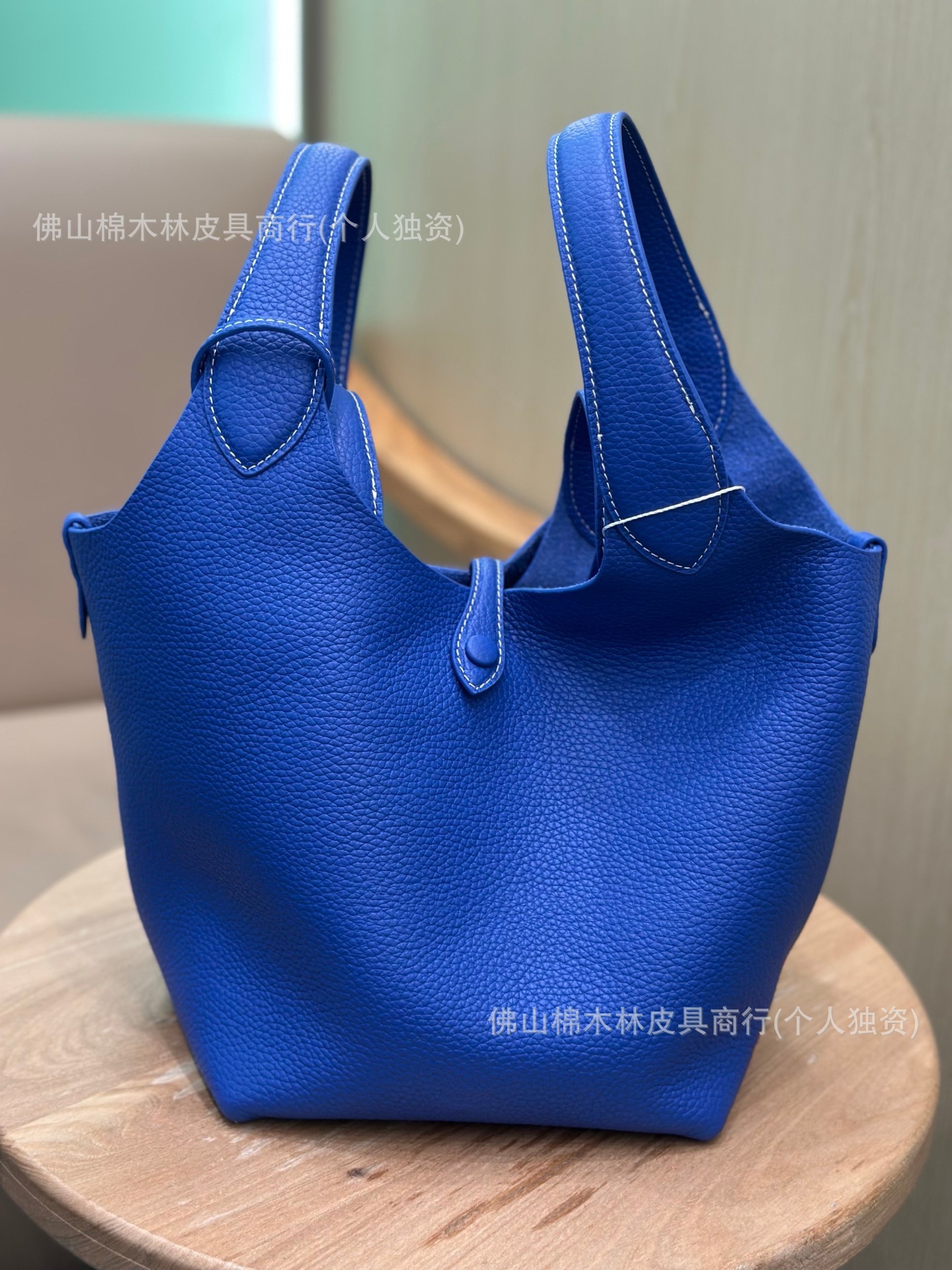 Jellyfish blue medium size 39.5*28.5*18cm