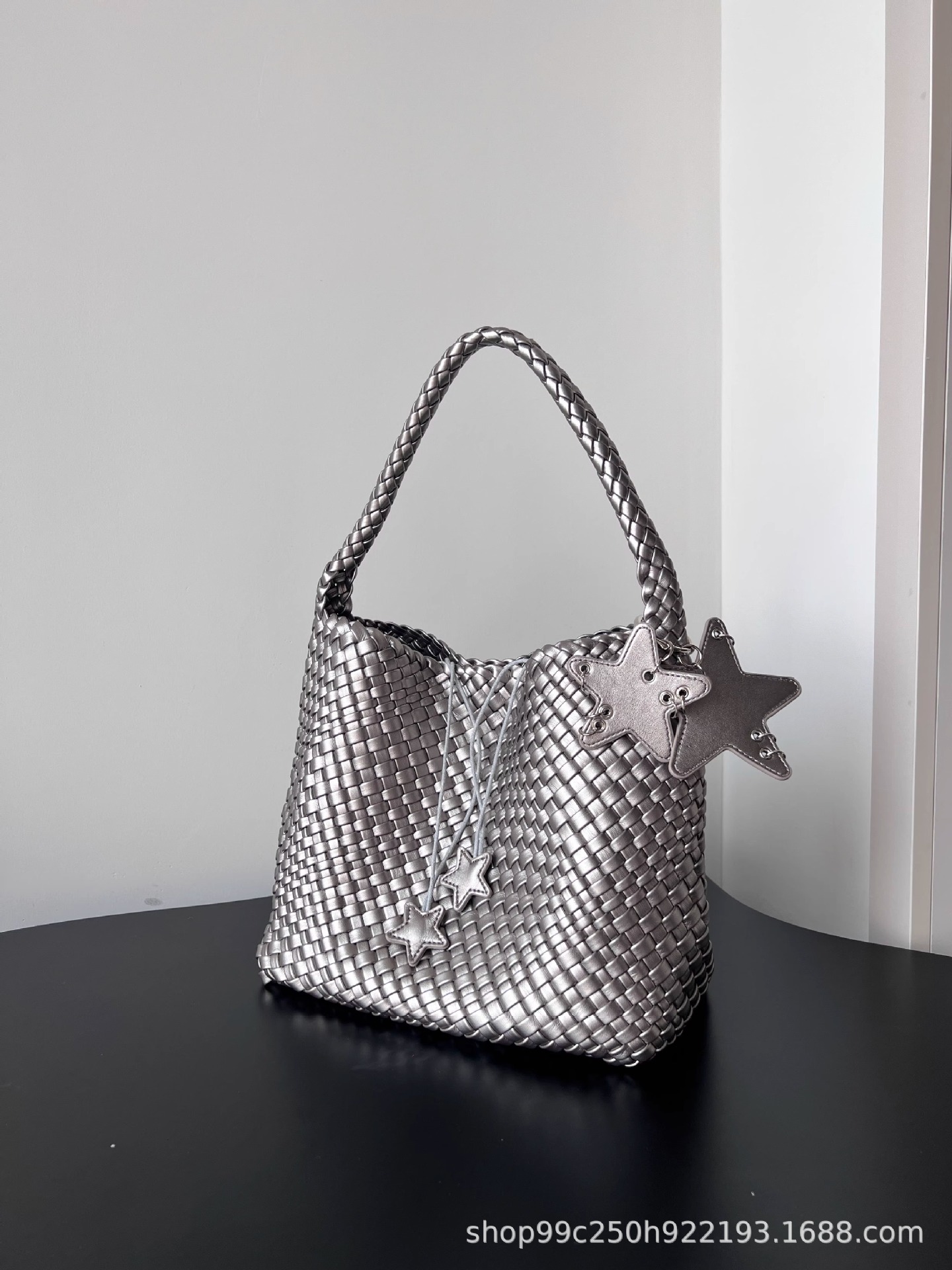 미디엄 실버 그레이 (이너백 + 별 펜던트 포함)