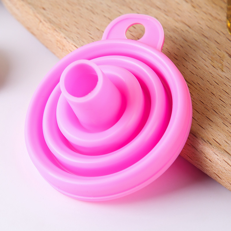 Embudo mini telescópico plegable de silicona doméstica fuga de aceite de cocina pequeño embudo de líquido conveniente y práctico resistente a altas temperaturas