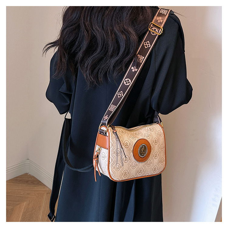Women's Shoulder Bag With Antique Print And Wide Strap Small_voghion.com