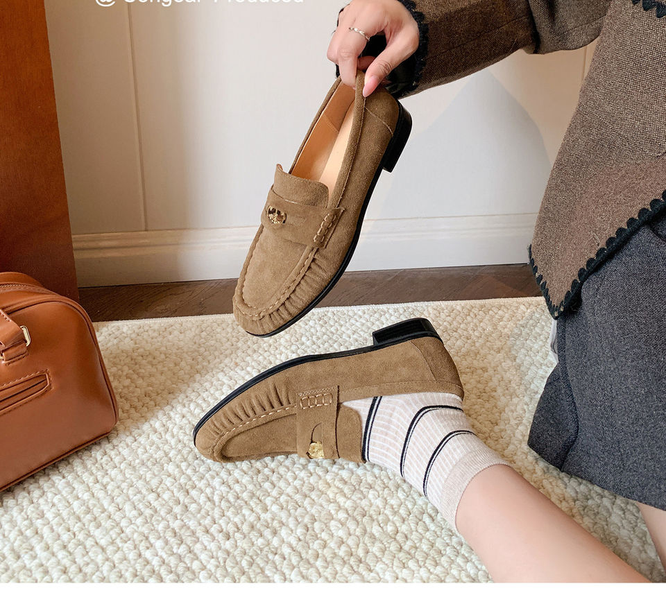 Giày lười nữ da bò nhăn nhúm phong cách retro, gót thô 6–8 cm, mũi tròn xỏ chân — Màu kaki, Màu nâu cà phê chi tiết 2