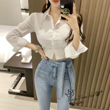 韩国ins网红高腰短款长袖白衬衫女设计感修身性感显胸翻领衬衣秋