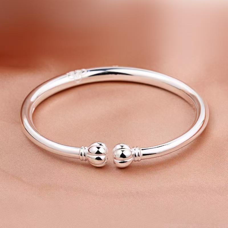 Douyin 直販の新しいシルバー桃の花カボチャブレスレットソリッドオープン古代女性ブレスレット妻やガールフレンド用|undefined
