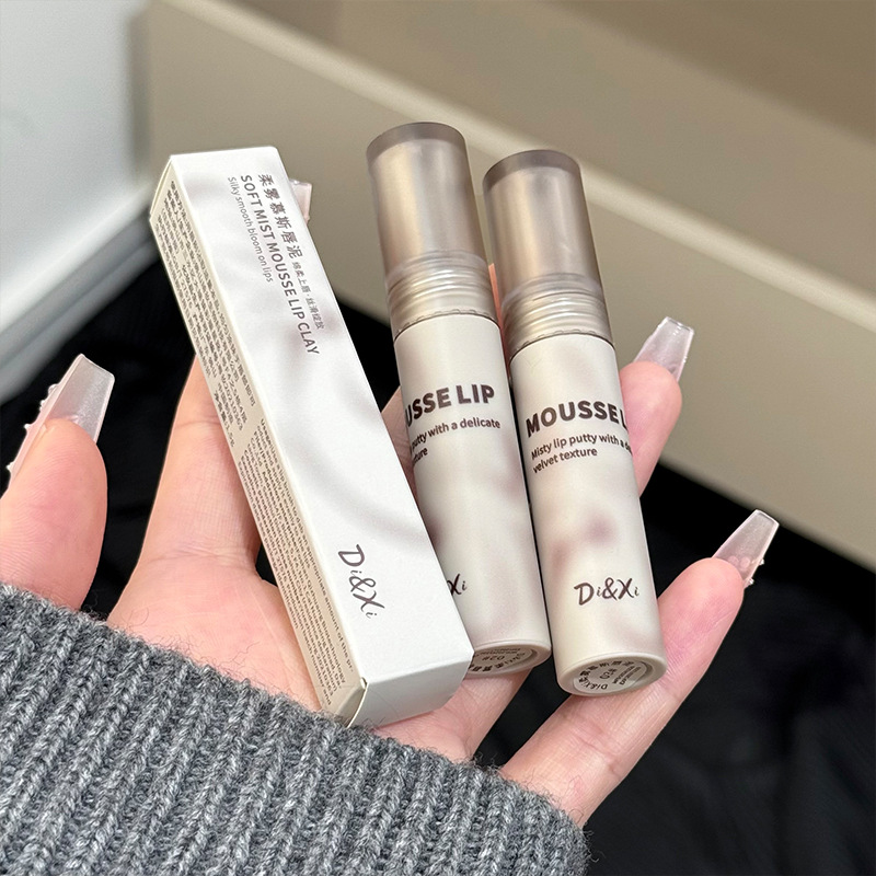 DIXI mousse de niebla suave, barro de labios mate mate, maquillaje blanco, barro de labios, lápiz labial, fabricante de maquillaje transfronterizo al por mayor