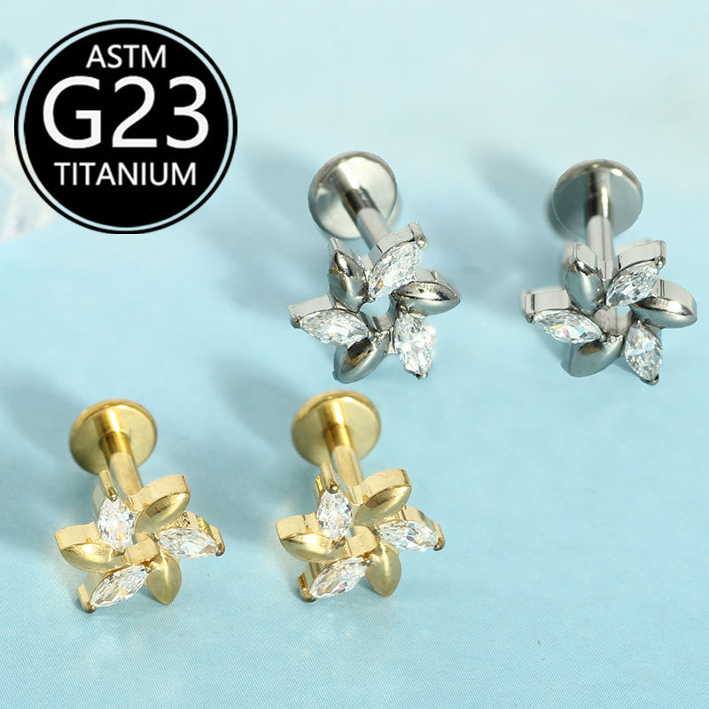 16G labret stud size and finish detail