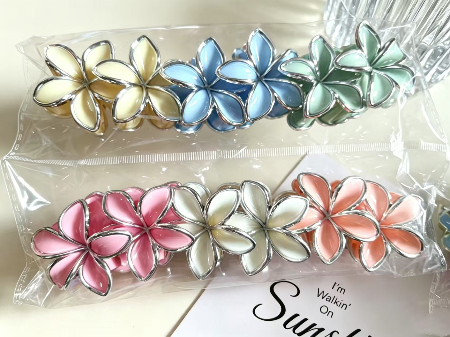 Vacancias de verano transfronterizas huevo flor clip para el cabello de mujeres tarjeta de sensibilidad avanzada 2026 nuevo conjunto de adornos para el cabello de flores laterales image 22