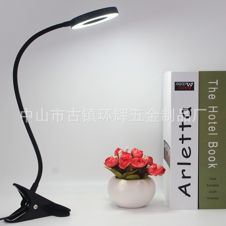 Clip de manguera de teléfono móvil Anillo de luz de relleno en vivo belleza luz en vivo Escritorio USB luz nocturna de tres colores luz de lectura