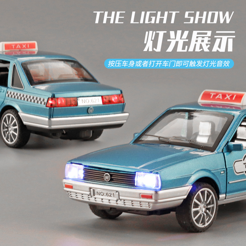 1:32 Volkswagen Santana Aleación de taxi modelo de música ligera Tire hacia atrás diseño de seis puertas coche de juguete para niños