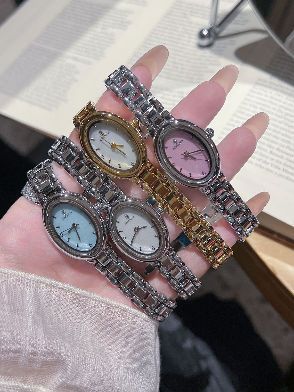 AIMANA New Pigeon Egg Dial Women's Watch Premium Elegant Luxury Temperament Wristwatch Exquisite Baguette Watch Wholesale