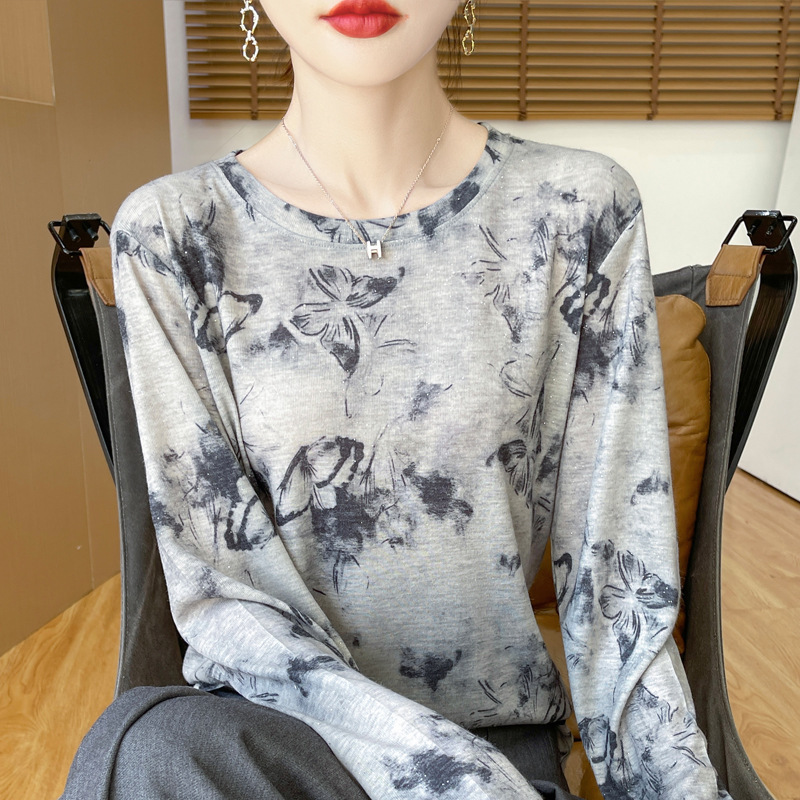 女性用梳毛薄手ブレンドプリントニットボトムシャツ、ラウンドネック、ゆったり、万能、スリムセーター、インナートップ、プリント|undefined