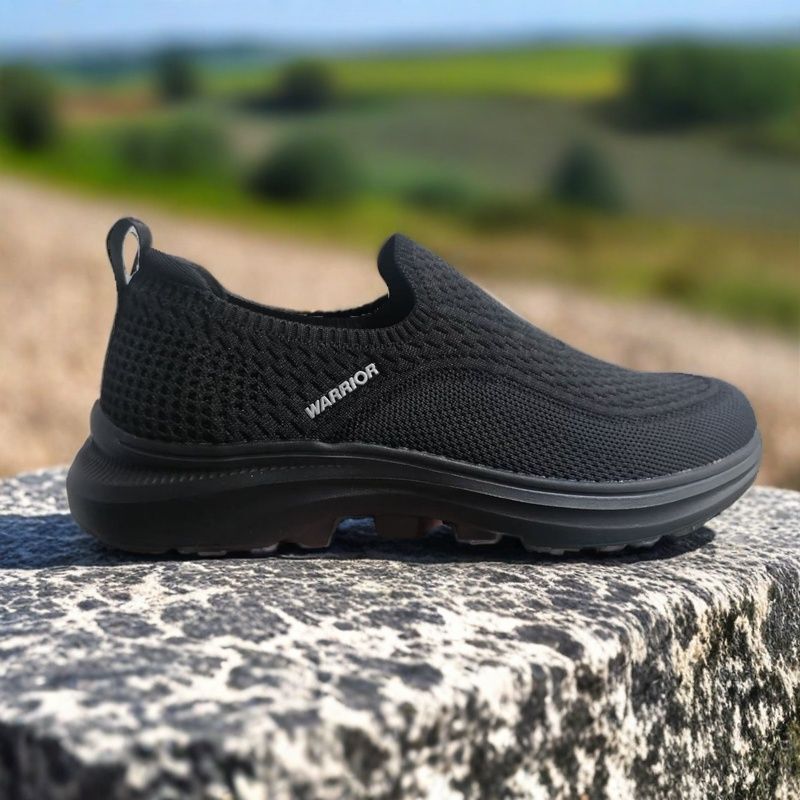 Men's New Spring Style All-Black Casual Walking Shoes, Fashionable Breathable Sports Shoes, Soft-Soled Lazy Shoes Men's New Spring Style All-Black Casual Walking Shoes, Fashionable Breathable Sports Shoes, Soft-Soled Lazy Shoes