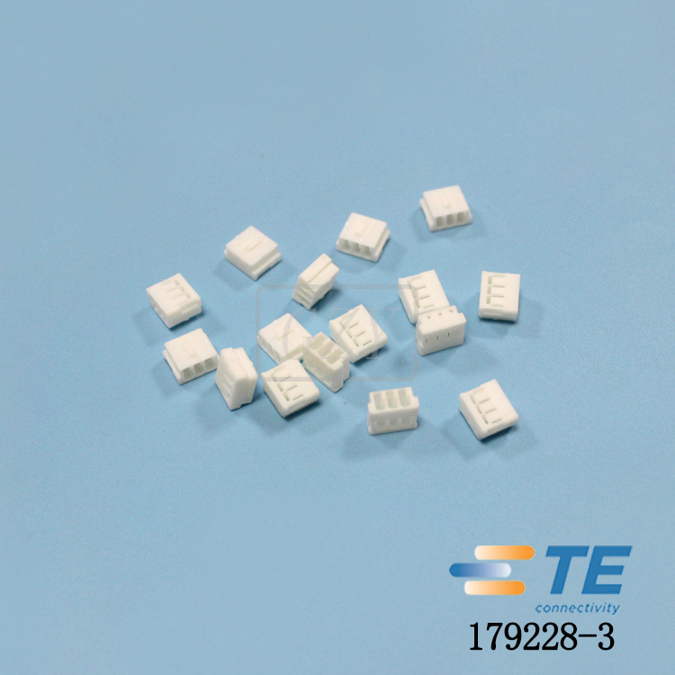 �ɶ��� 179228-3 �ܿǿ���TE/̩��������2.0mm����߶����߶԰�