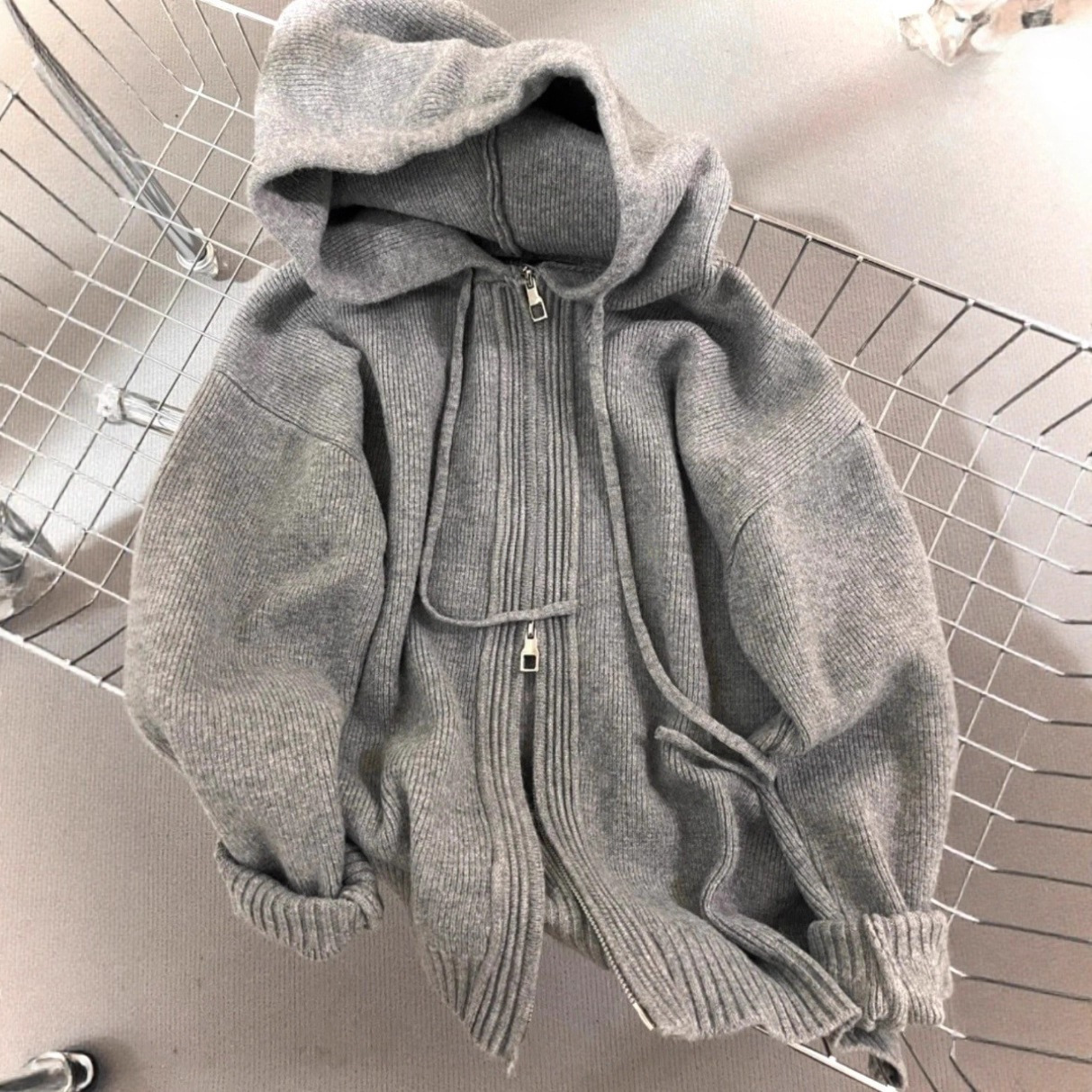 Gray Hooded Sweater Jacket for Women, Loose Fit, Suitable for Spring, Autumn, and Winter, Lazy Style, Thick Knit, Double Zipper Sweatshirt Cardigan