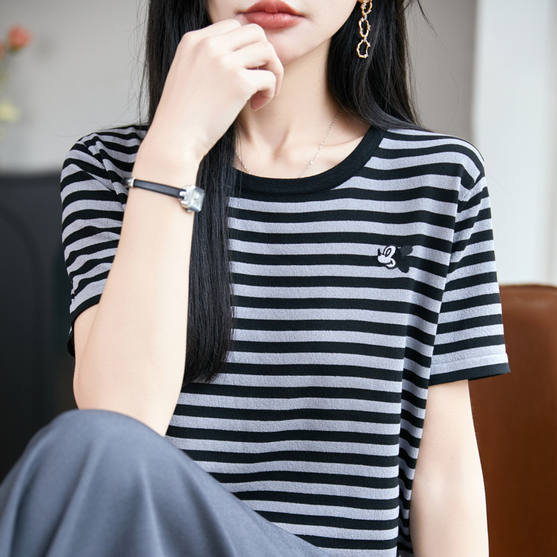 2026 Spring and Summer New Style Ice Silk Round Neck Knitwear Short-Sleeved Women's Color-Blocked Stripesd Embroidered Loose-Fitting Bottoming Shirt T-Shirt