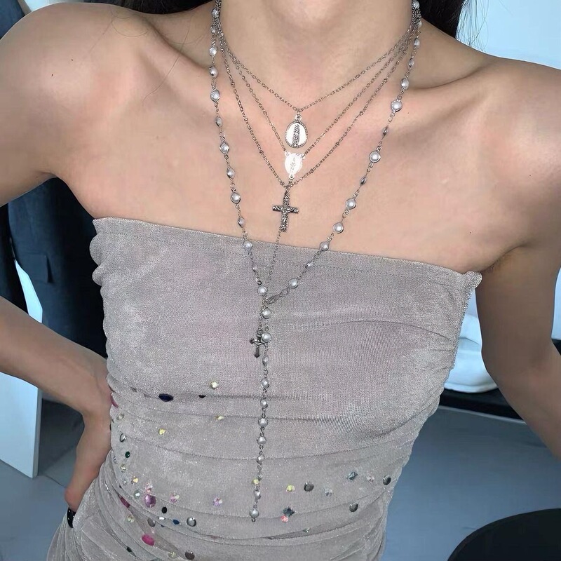 Sweet and Cool Y2K Cross Pendant Stacked Pearl Necklace Female Retro Stylish Sexy Clavicle Chain Accessories Necklace